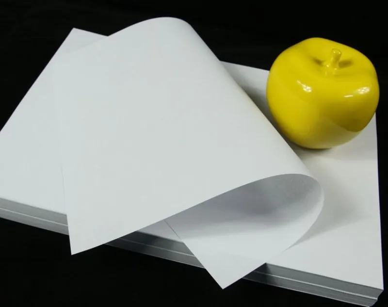 Mateado de carbonato de calcio en la fabricación de papel